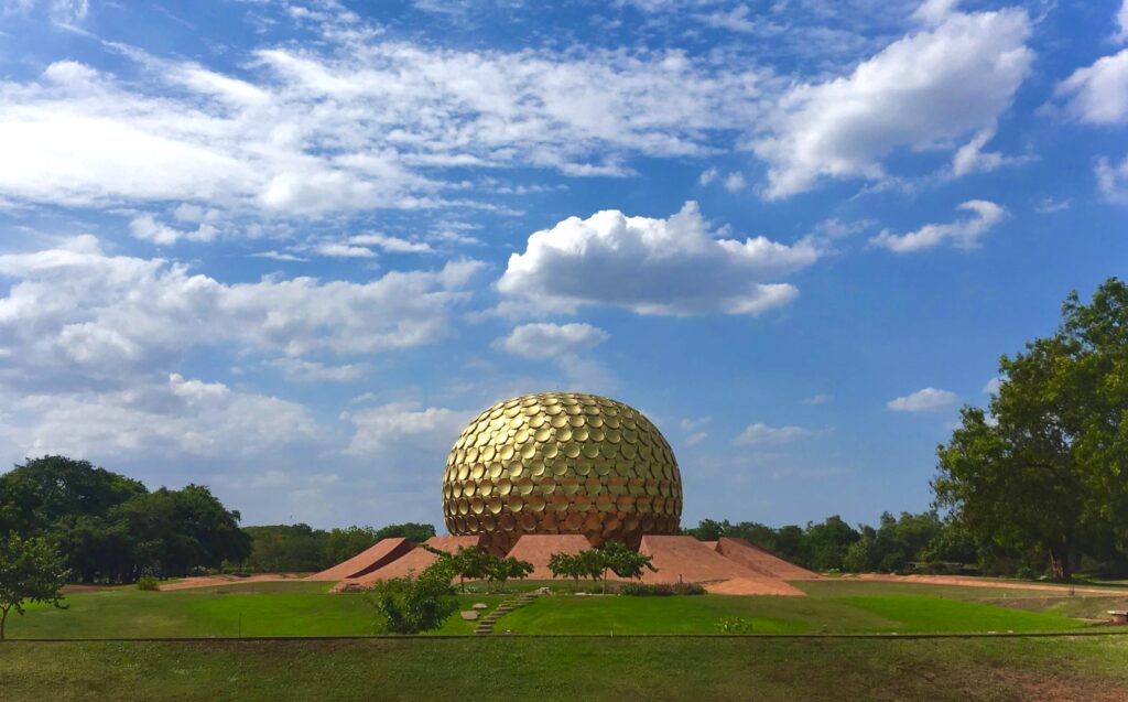 Matrimandir, Auroville